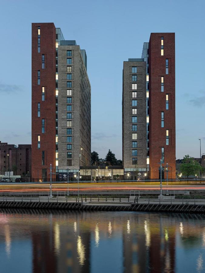 Trafford Suite Modern 1 Bed With Cinema Room Manchester Eksteriør billede